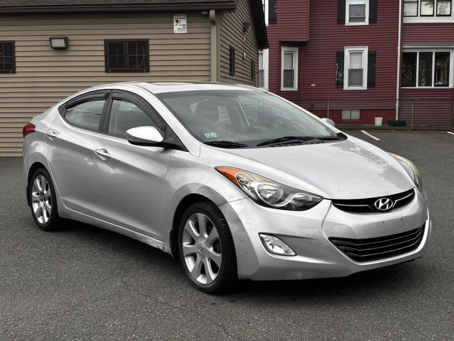 Hyundai Elantra 2016 - 2