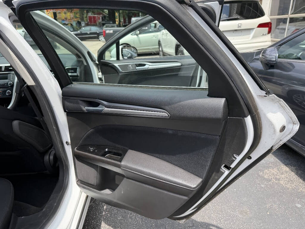 Ford Fusion 2014 - 9