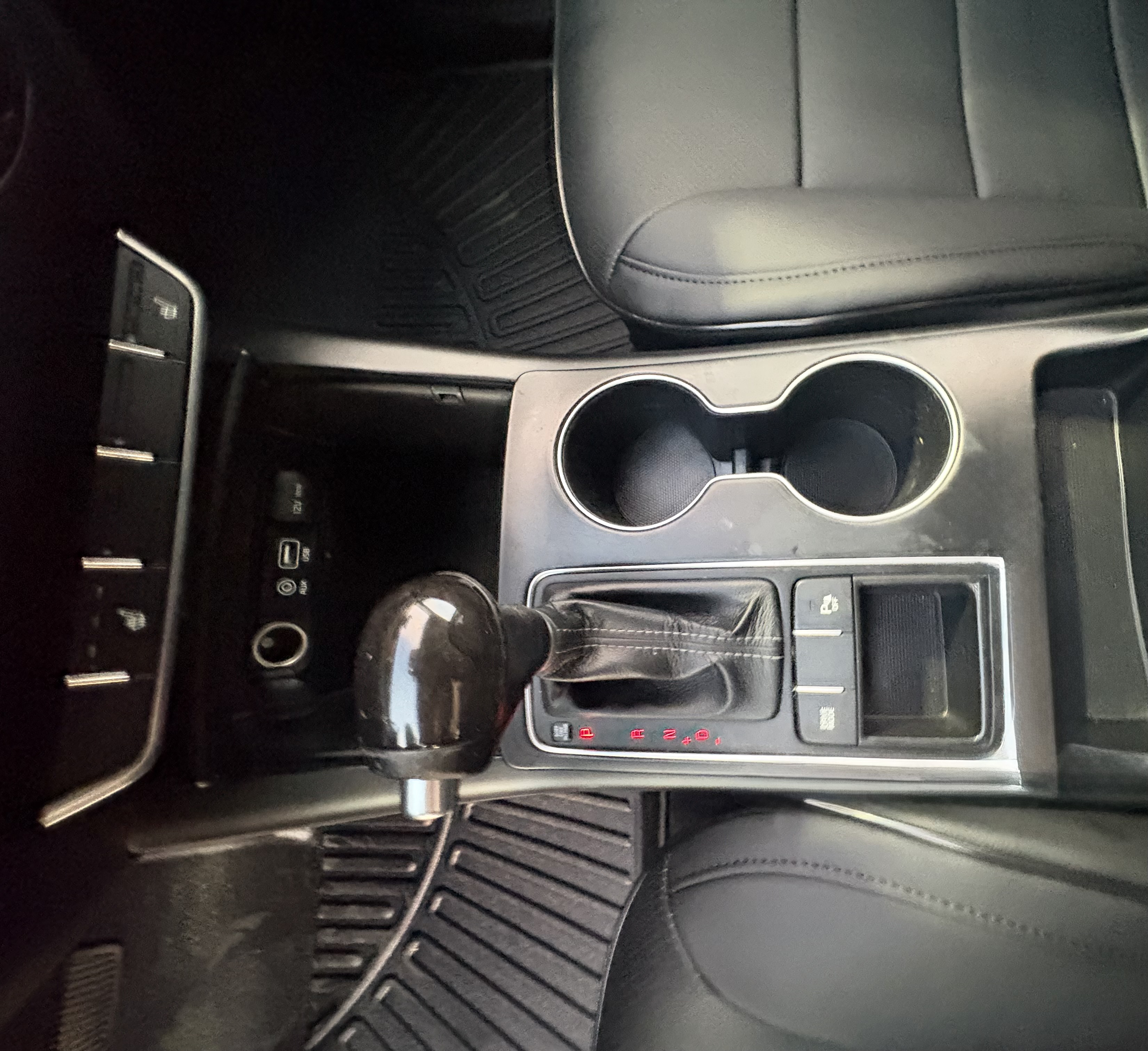 2016 KIA Sorento LX 3rd Row SUV - 8