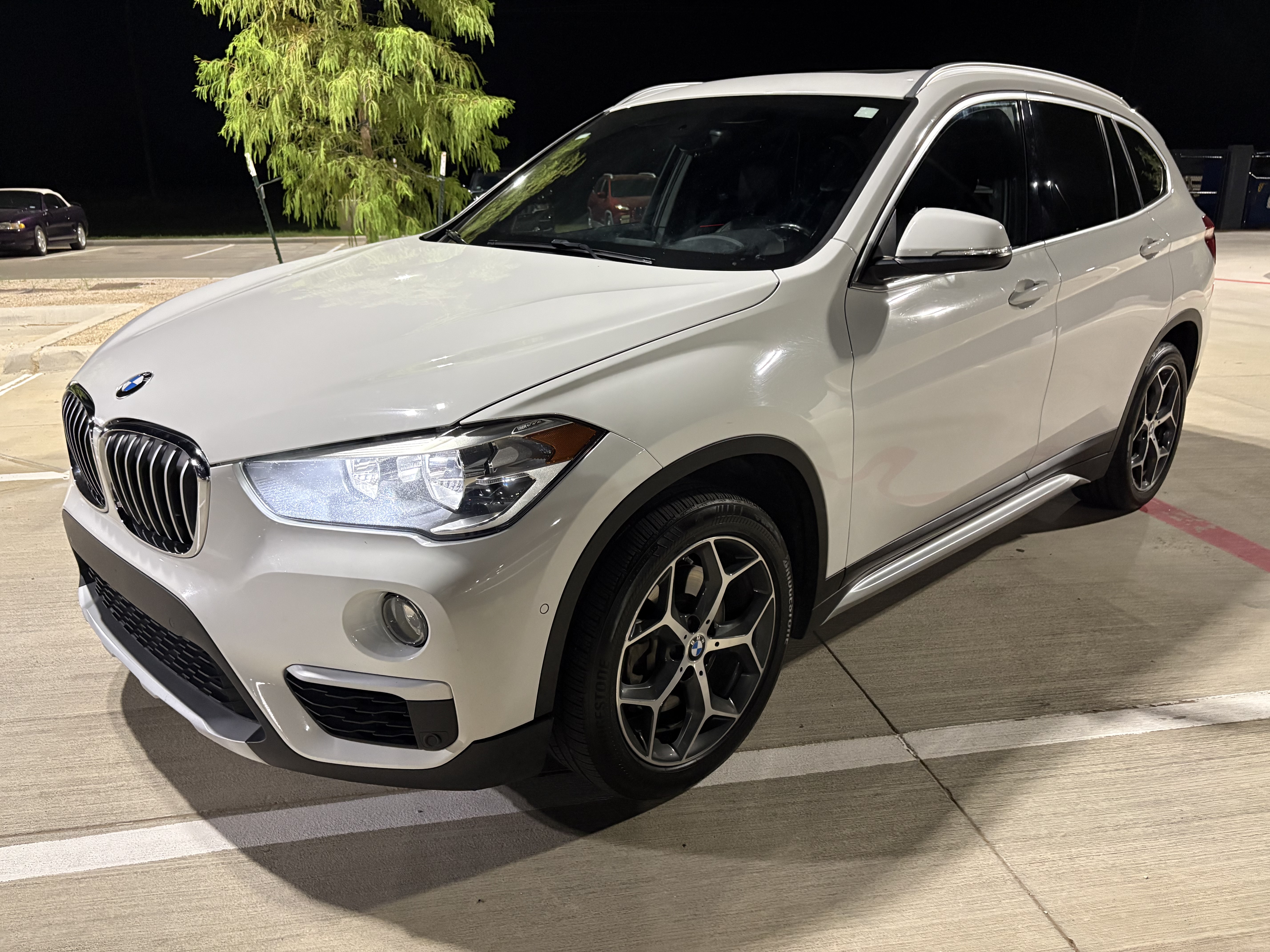2018 BMW X1 xDrive28i - 2
