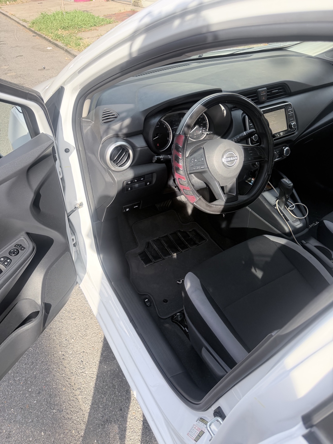 2025 Nissan Versa S - 3