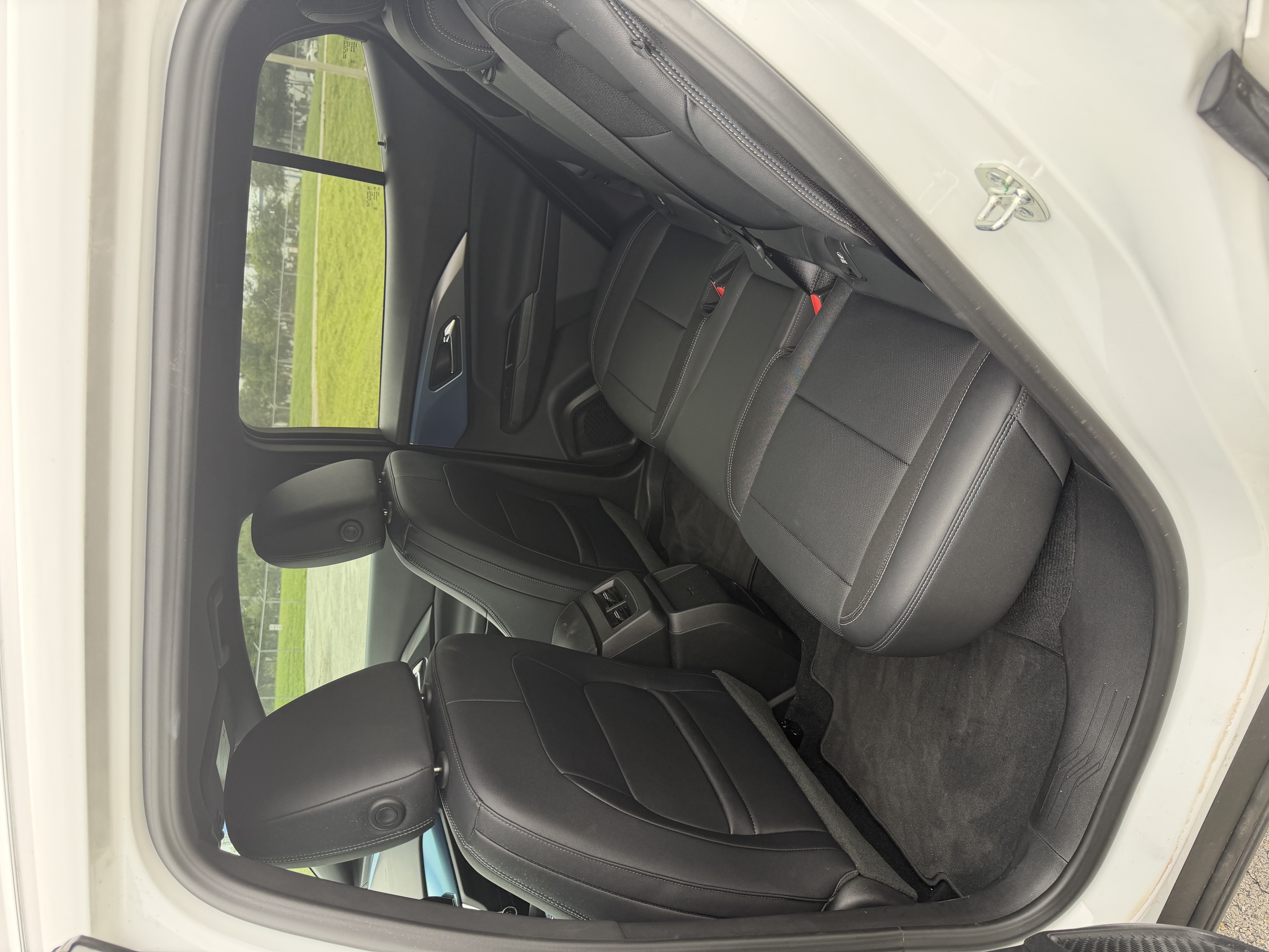 2025 Chevrolet Equinox EV LT - 7