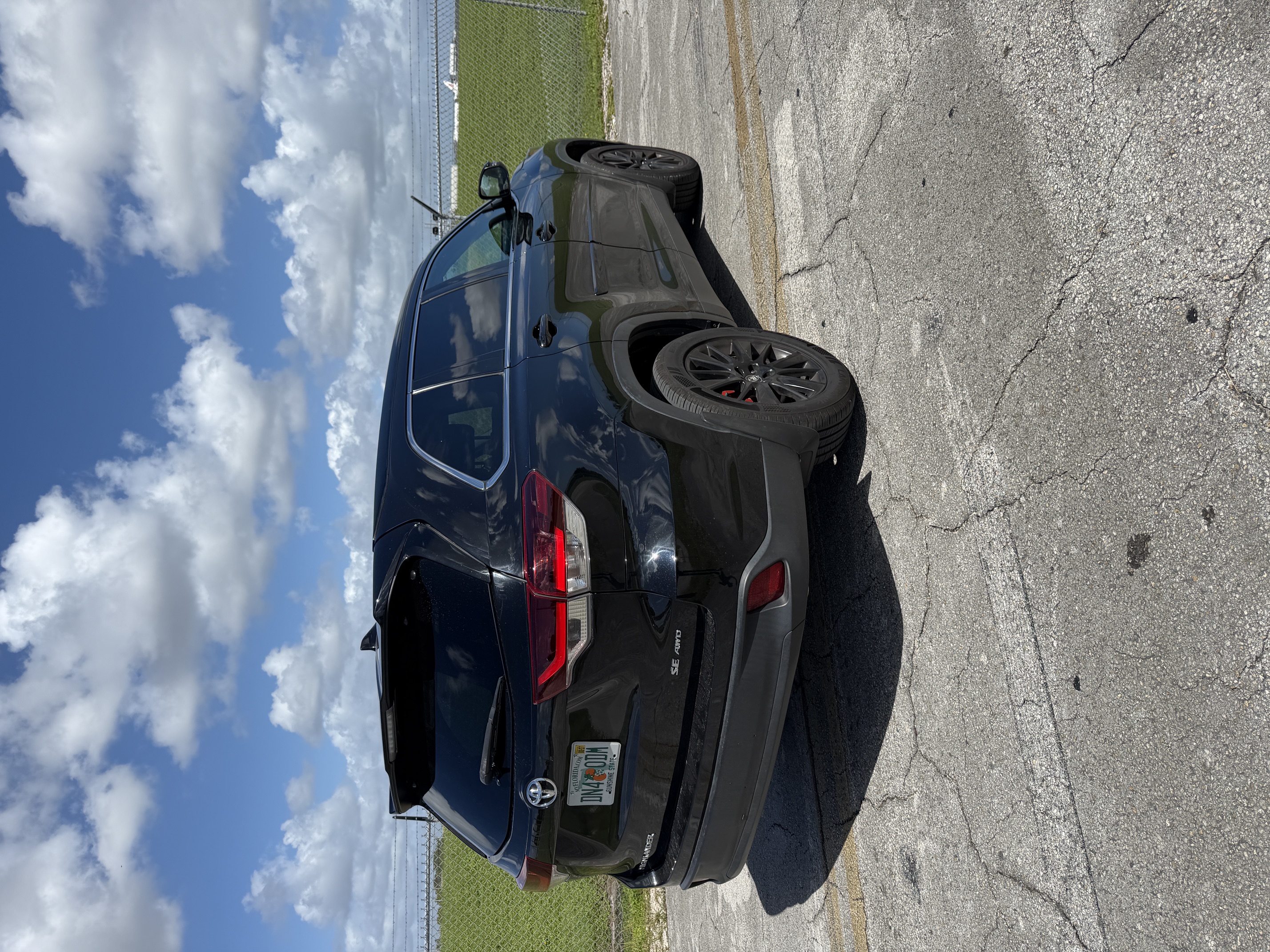 2019 Toyota Highlander SE - 4