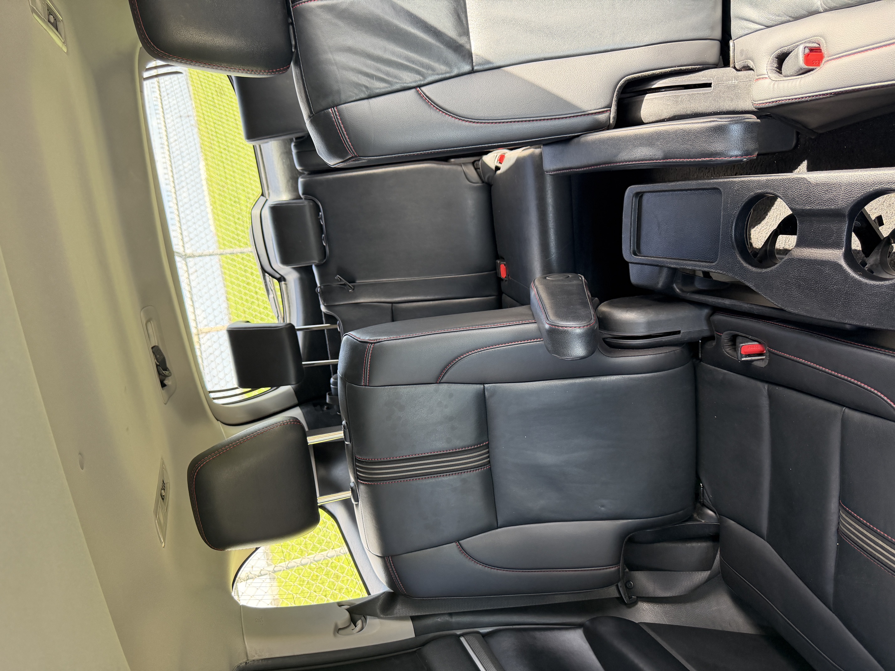2019 Toyota Highlander SE - 7